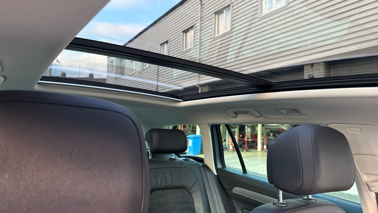 Volkswagen Passat 2.0 TDI GT 5dr DSG [Panoramic Roof] Diesel Estate